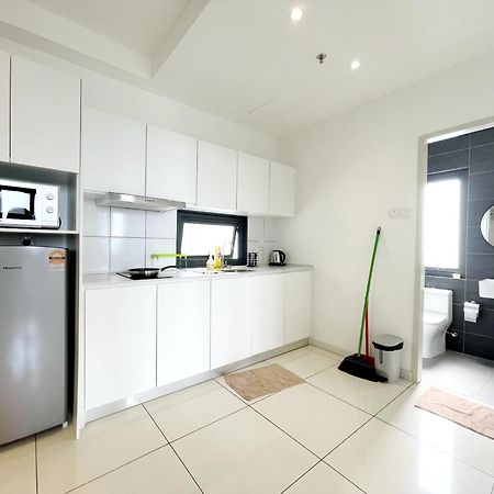 Horizon Suite Homestay, Klia By S&T Homez Sepang Eksteriør billede