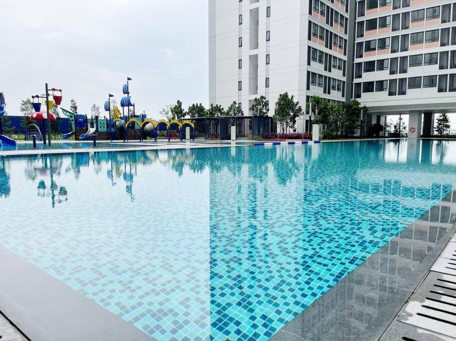 Horizon Suite Homestay, Klia By S&T Homez Sepang Eksteriør billede