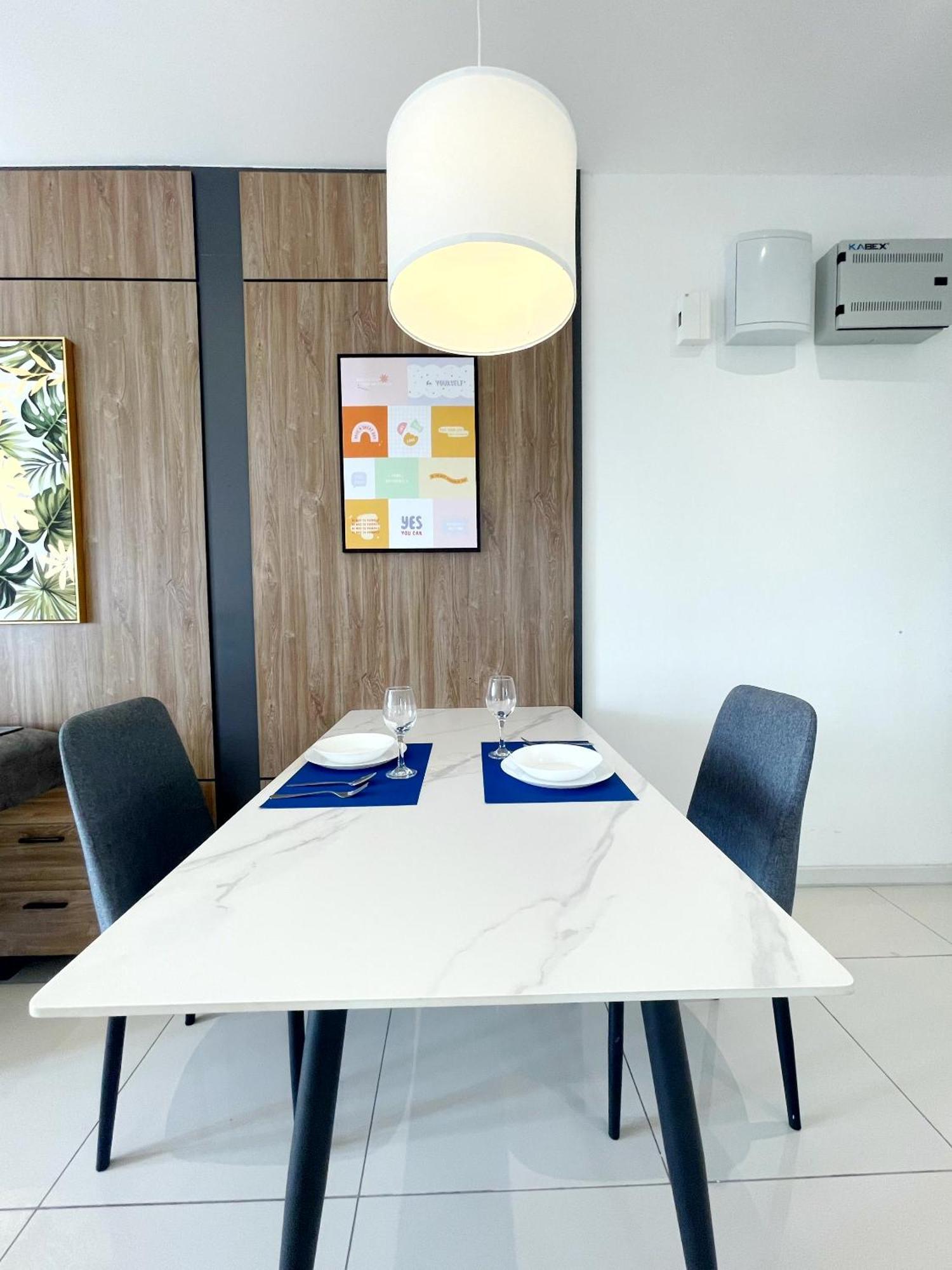 Horizon Suite Homestay, Klia By S&T Homez Sepang Eksteriør billede